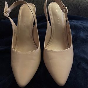 Kelly & Katie Heel Shoes size 9 1/2 Pre Owned Beige